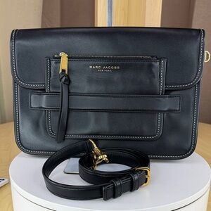 💥MARC JACOBS - 136U089